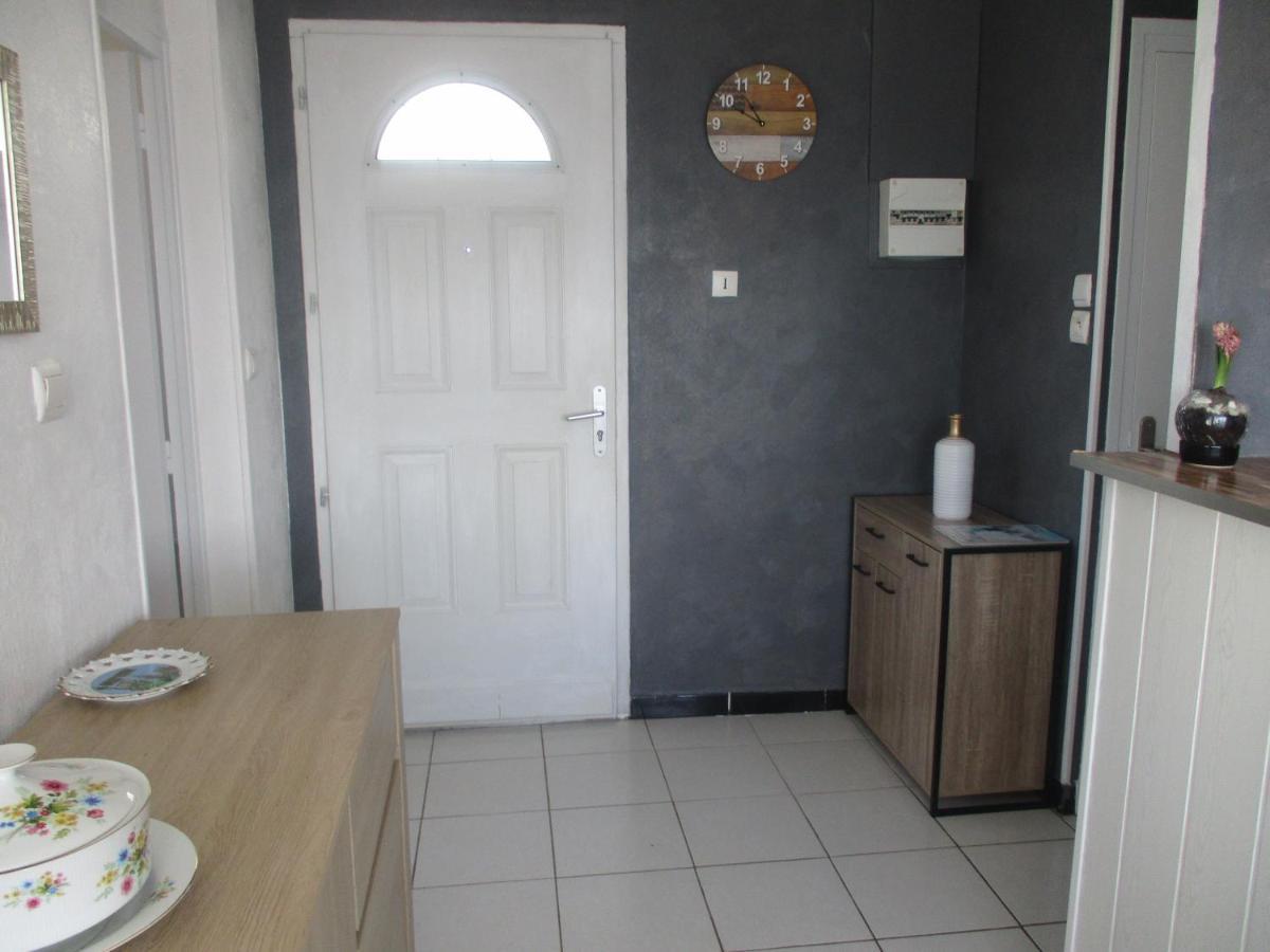 Appartement Bellevue à La Tour-dʼAuvergne Extérieur photo