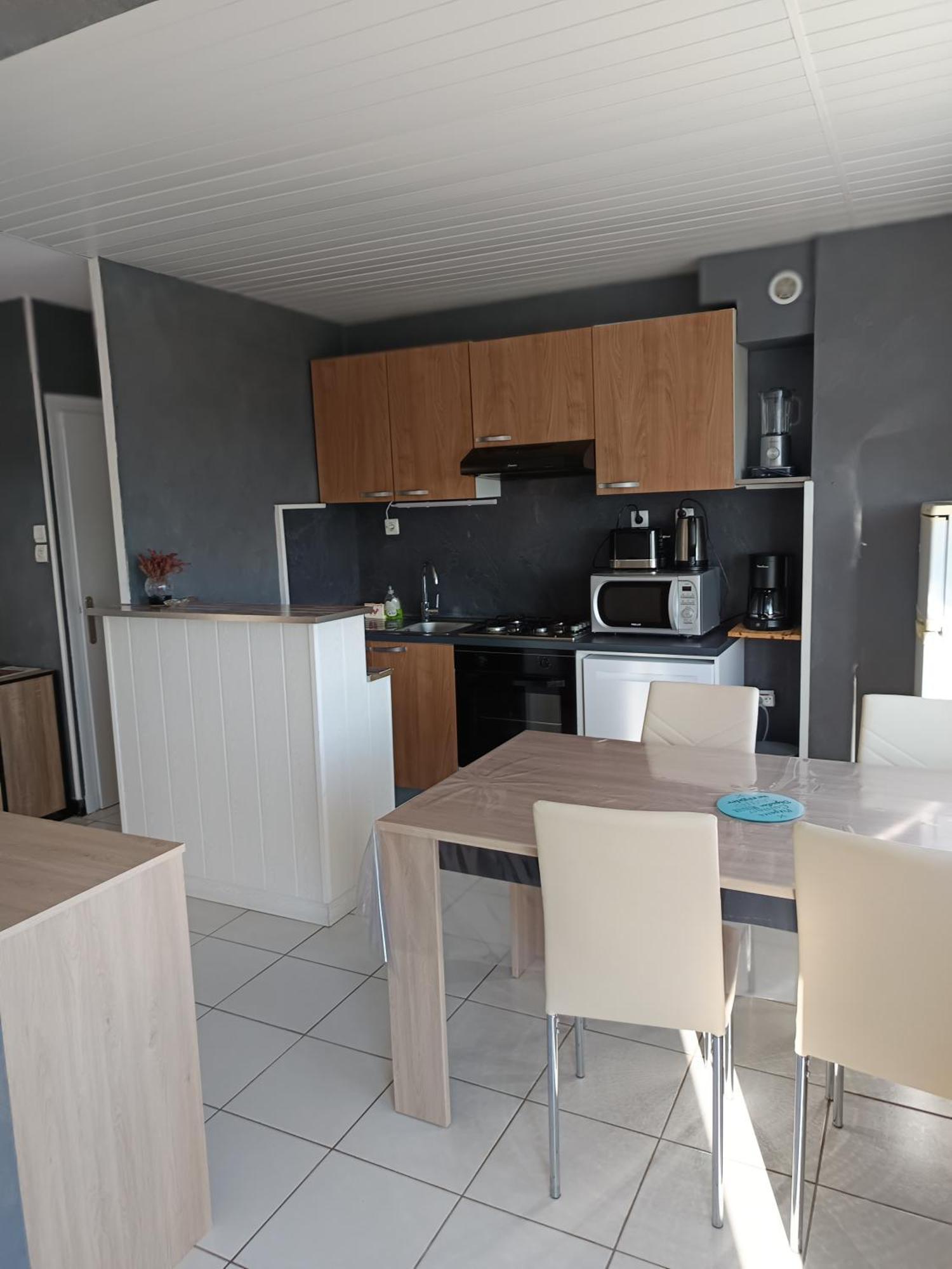 Appartement Bellevue à La Tour-dʼAuvergne Extérieur photo